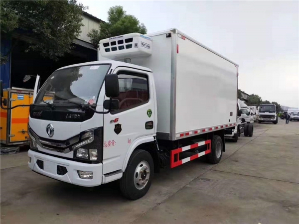 東風(fēng)多利卡冷藏車國六